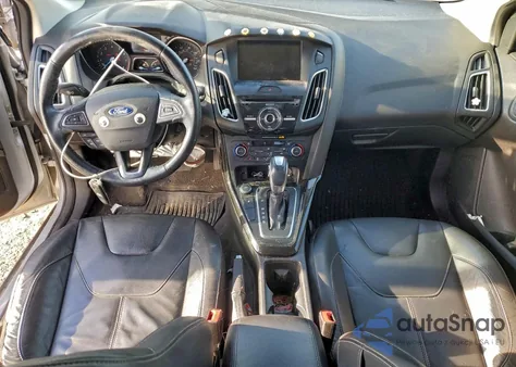 2015 Ford Focus Titanium из США, поврежденный, VIN 1FADP3J26FL355458